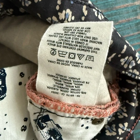 Anthropologie Pilcro Serif Sateen Pants - Picture 11 of 13